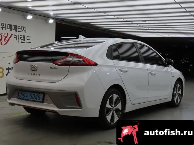 Hyundai Ioniq Ionic Electric 2019 года - вид 4