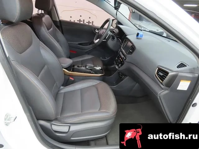 Hyundai Ioniq Ionic Electric 2019 года - вид 6