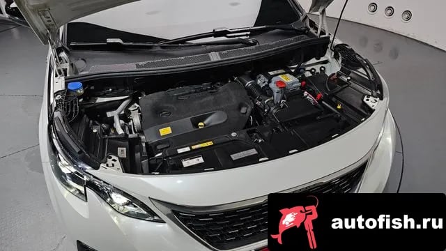 Peugeot 5008 5008 second generation 2020 года - вид 6