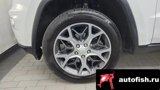 Jeep Cherokee Grand Cherokee 2019 года - вид 5