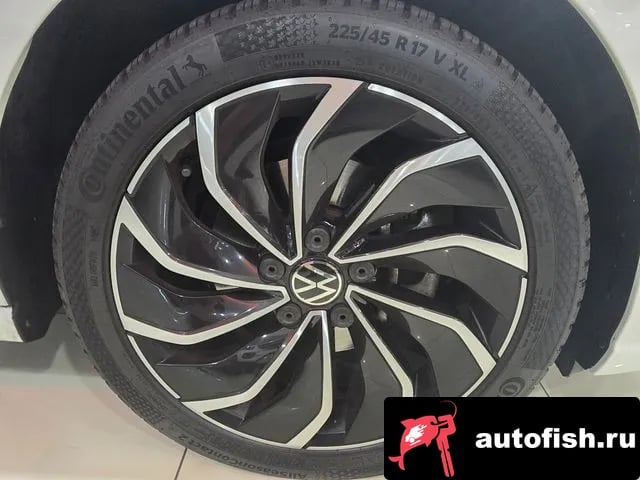 Volkswagen Golf Golf 8th Generation 2023 года - вид 5