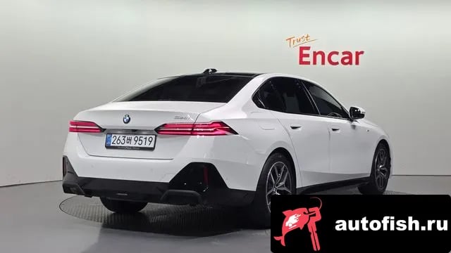 BMW 5-Series 5 Series (G60) 2025 года - вид 2