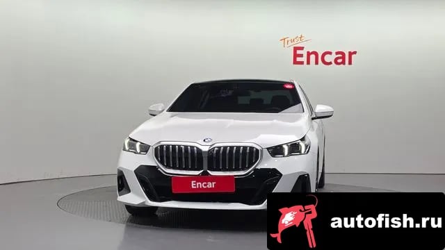 BMW 5-Series 5 Series (G60) 2025 года - вид 3