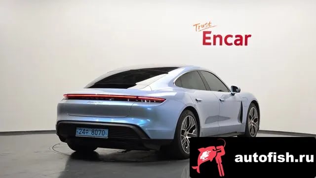 Porsche Taycan Taikan 2021 года - вид 2