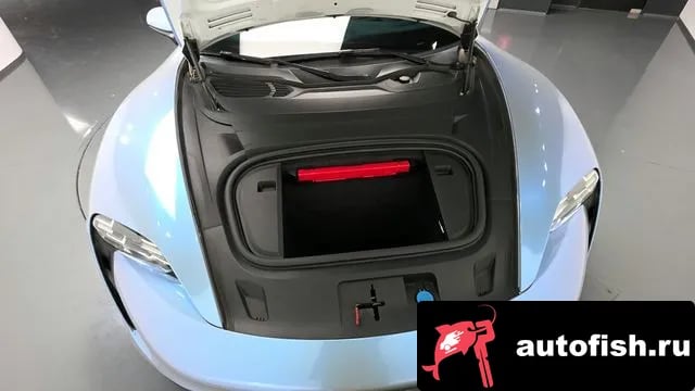 Porsche Taycan Taikan 2021 года - вид 6