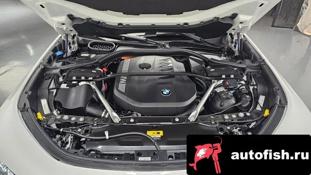BMW 7-Series 7 Series (G70) 2025 года - похожие автомобили