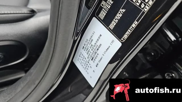 Mini Clubman Cooper S Clubman 2020 года - похожие автомобили