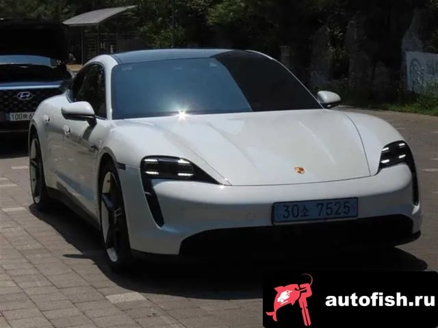 Porsche Taycan Taikan 2023 года - вид 2