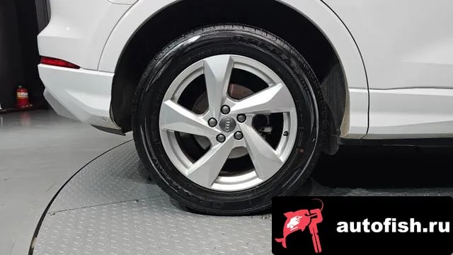 Audi Q3 Q3 (F3) 2020 года - вид 5