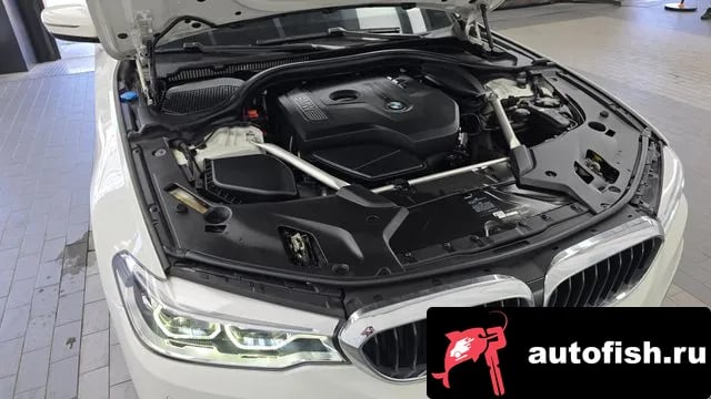 BMW 5-Series 5 Series (G30) 2018 года - вид 6