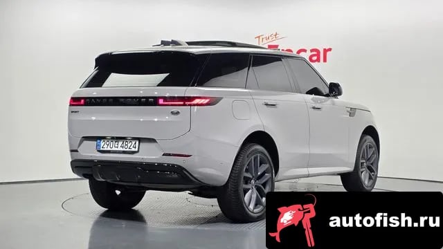 Land Rover Range Rover Sport Range Rover Sport 3rd Generation 2023 года - вид 2