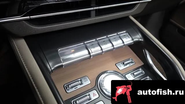 Lincoln Nautilus Nautilus 2nd Generation 2025 года - похожие автомобили
