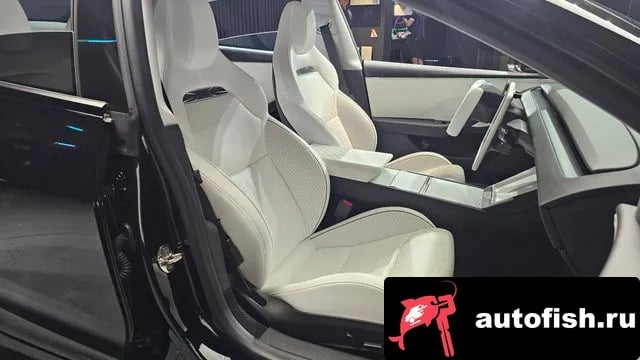 Tesla Model 3 Model 3 2024 года - похожие автомобили