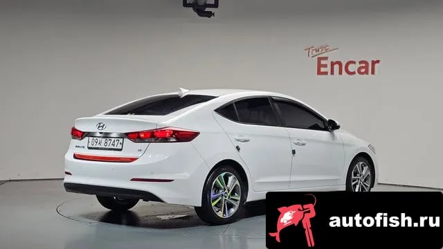 Hyundai AVANTE Avante AD 2018 года - вид 1