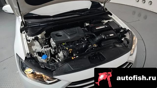 Hyundai AVANTE Avante AD 2018 года - вид 5