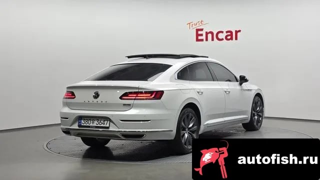 Volkswagen Arteon Atheon 2020 года - вид 2