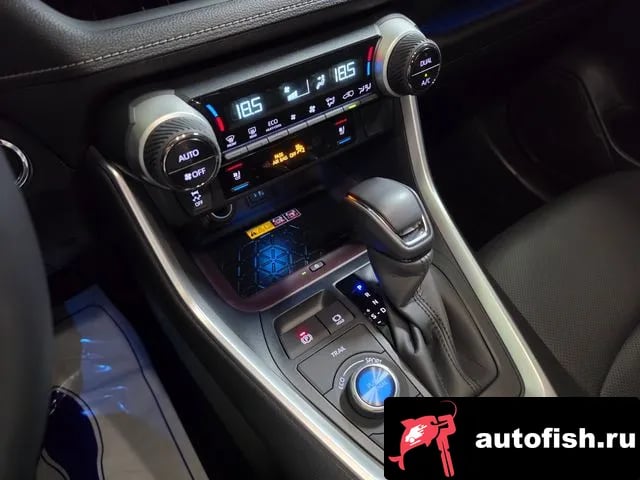 Toyota RAV4 RAV4 5th Generation 2025 года - похожие автомобили