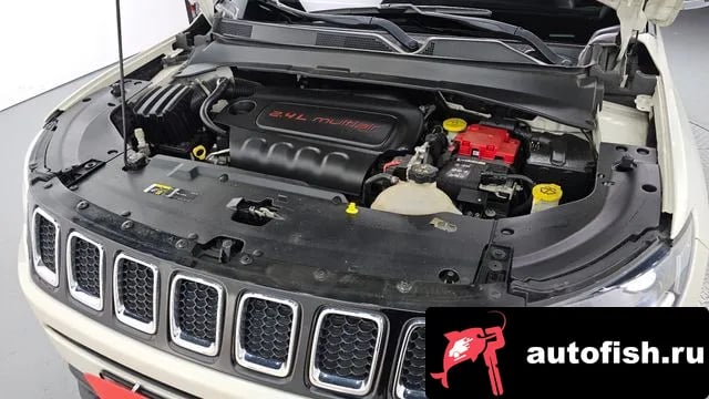 Jeep Compass Compass 2nd Generation 2020 года - вид 6