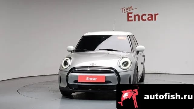 Mini Cooper Cooper 2024 года - вид 2