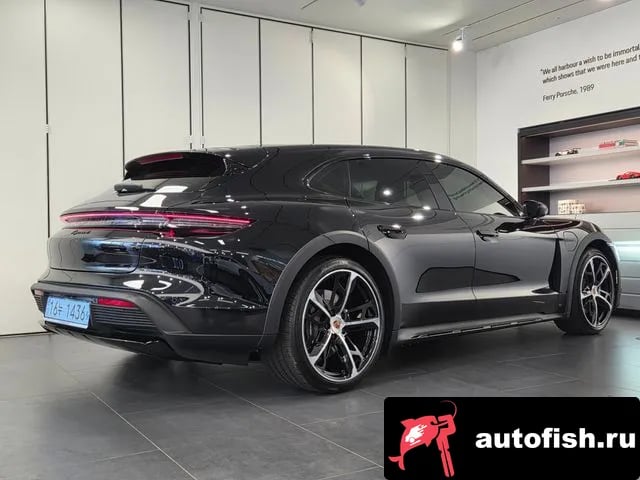 Porsche Taycan Taikan 2025 года - вид 2