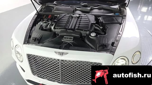 Bentley Bentayga Benteiga 2018 года - вид 6