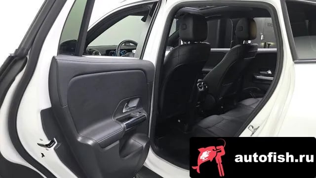 Mercedes-Benz GLA-Class GLA - Class H247 2021 года - похожие автомобили