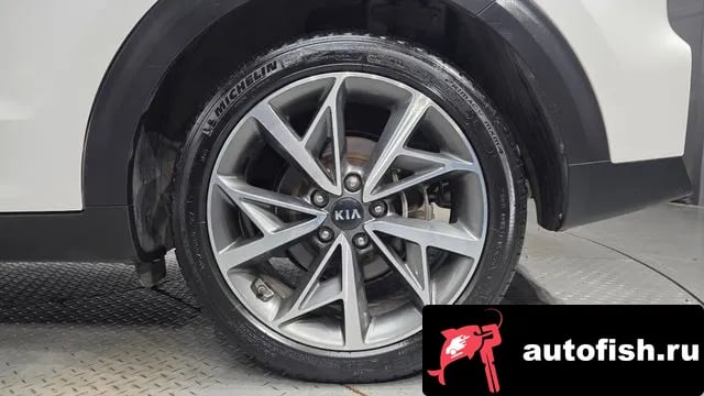 Kia Niro The New Niro 2020 года - похожие автомобили
