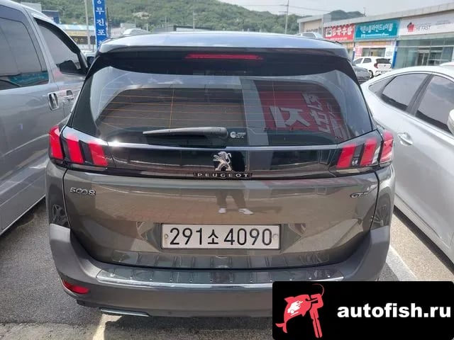 Peugeot 5008 5008 second generation 2019 года - вид 4