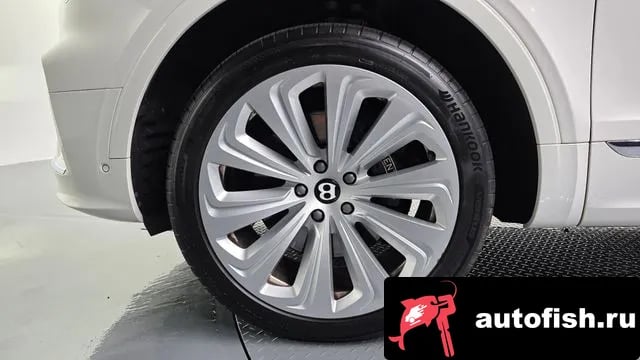 Bentley Bentayga Benteiga 2022 года - вид 5