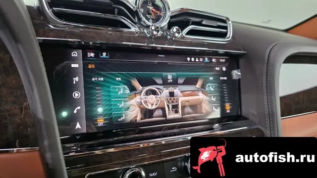 Bentley Bentayga Benteiga 2022 года - похожие автомобили