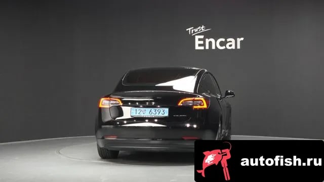Tesla Model 3 Model 3 2021 года - вид 3