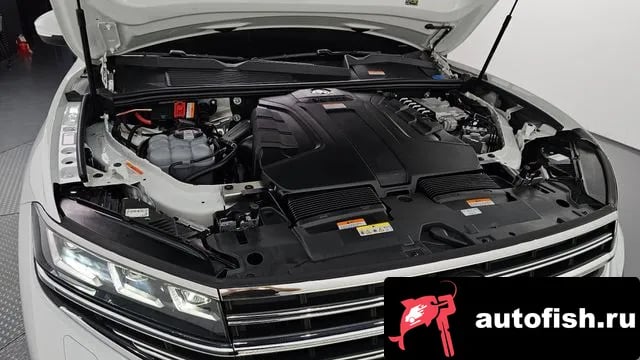 Volkswagen Touareg Tuareg 3rd generation 2025 года - вид 6
