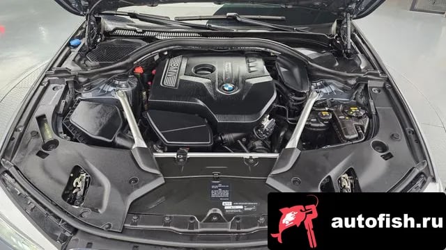 BMW 5-Series 5 Series (G30) 2018 года - вид 6
