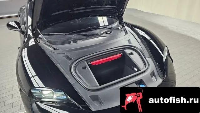 Porsche Taycan Taikan 2022 года - вид 6