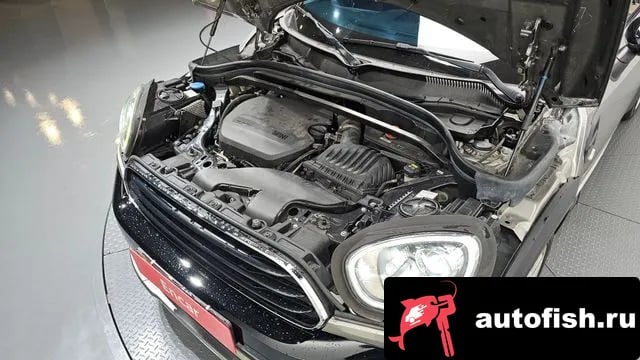 Mini Countryman Cooper D Country Man 2019 года - вид 6