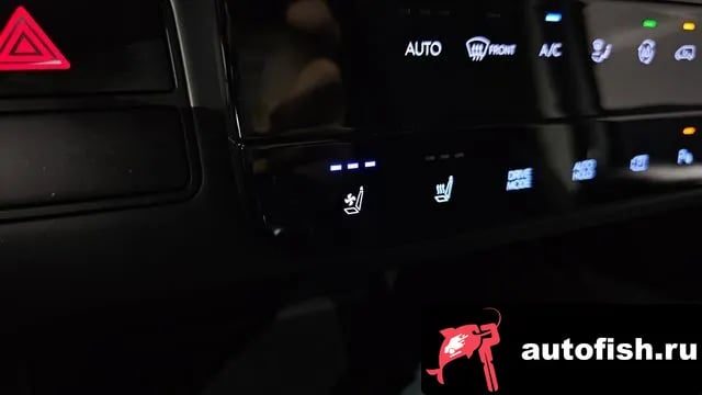 Hyundai Staria Staria 2025 года - похожие автомобили