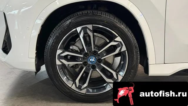 BMW iX1 iX1 (U11) 2023 года - вид 6