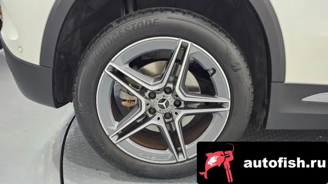 Mercedes-Benz GLA-Class GLA - Class H247 2023 года - вид 5