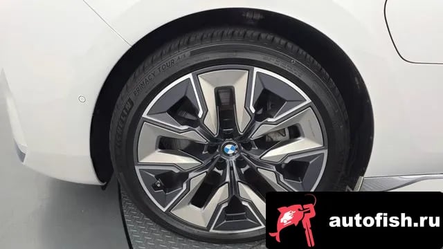 BMW 7-Series 7 Series (G70) 2023 года - похожие автомобили