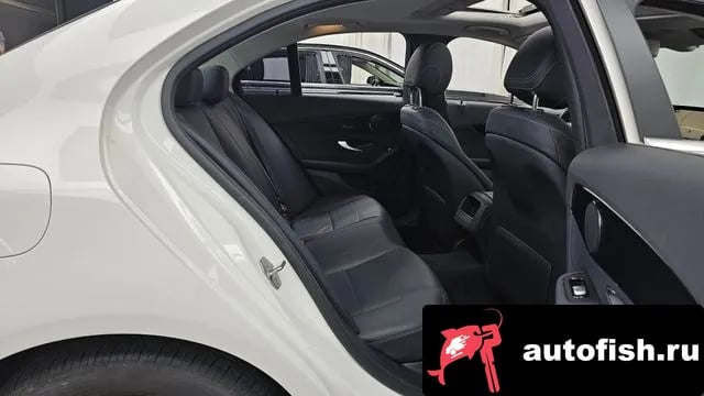 Mercedes-Benz C-Class C-Class W205 2018 года - похожие автомобили