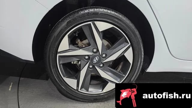 Hyundai AVANTE Avante Hybrid (CN7) 2022 года - вид 5