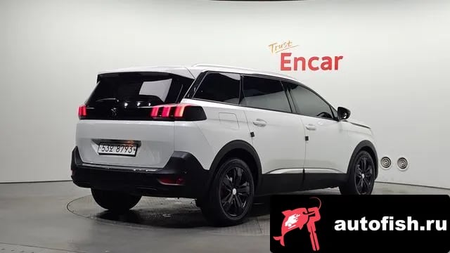 Peugeot 5008 5008 second generation 2018 года - вид 2