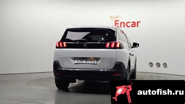Peugeot 5008 5008 second generation 2018 года - вид 4