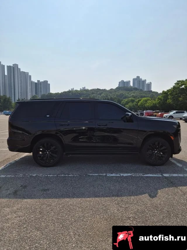 Cadillac Escalade Escalade 5th Generation 2022 года - вид 3