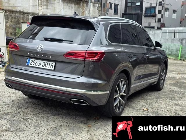 Volkswagen Touareg Tuareg 3rd generation 2020 года - вид 4