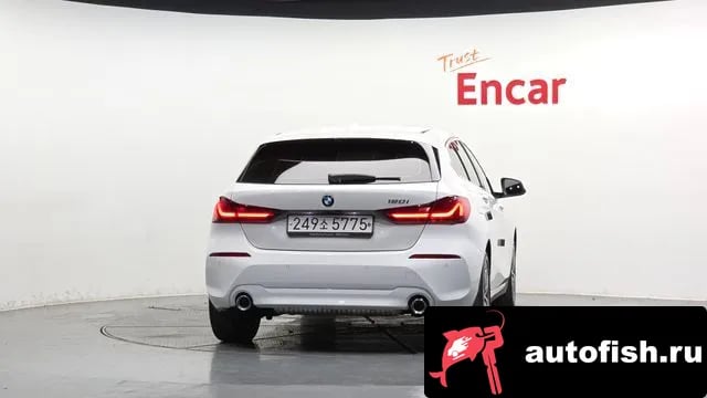 BMW 1-Series 1 Series (F40) 2022 года - вид 4