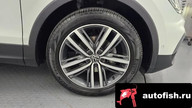 Volkswagen Tiguan Tiguan second Generation 2024 года - вид 4