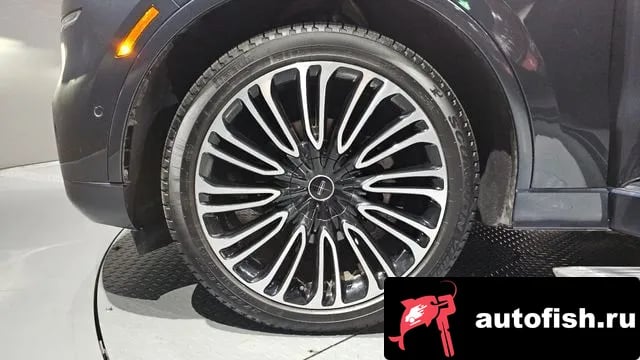 Lincoln Aviator Aviator 2nd generation 2020 года - похожие автомобили