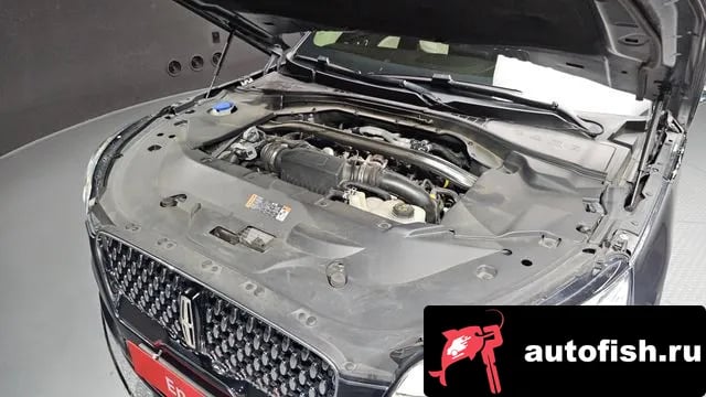 Lincoln Aviator Aviator 2nd generation 2020 года - вид 6