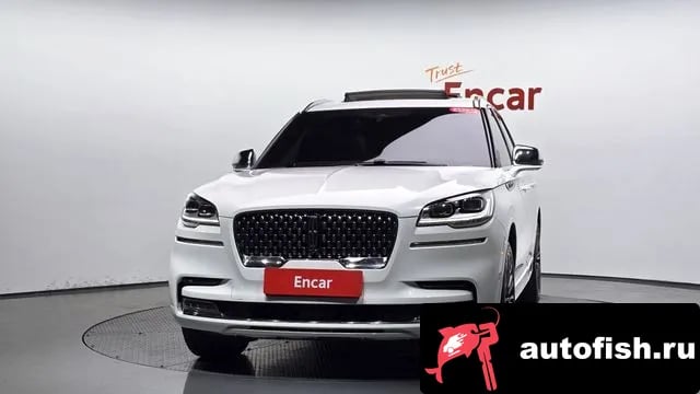 Lincoln Aviator Aviator 2nd generation 2020 года - вид 2